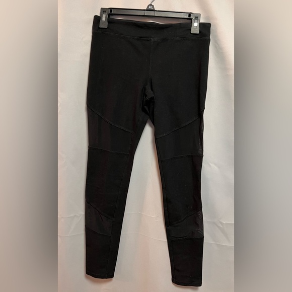Forever 21 Athletic Yoga Pants Leggings‎ With Mesh Cut Outs Size L Black E2 - Picture 1 of 10